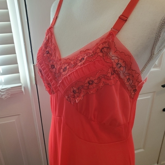 Vintage Lace Semi Sheer Night Gown‎ Dress Coral Pink Sheer Midi length Fits 6/8 - Picture 10 of 15
